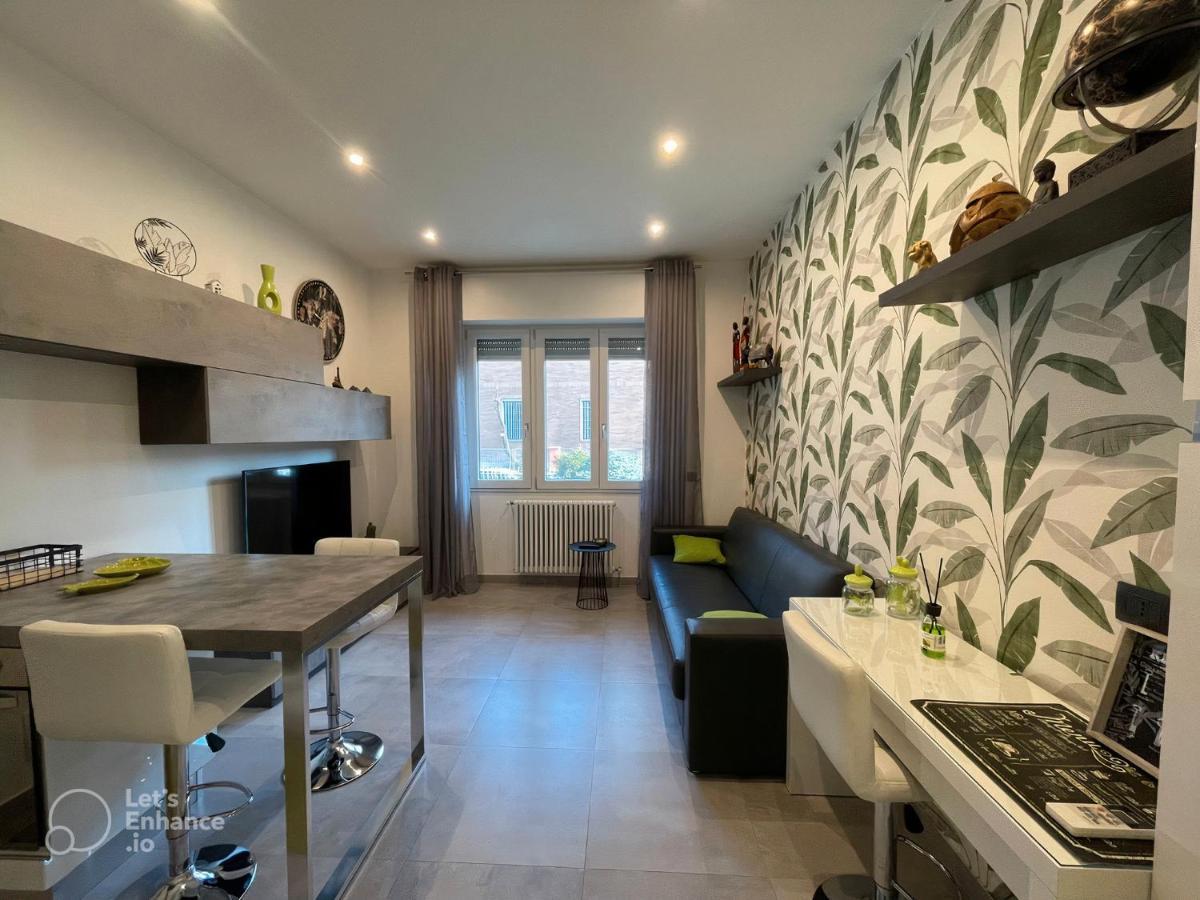 R39 Modern Apartment With Private Parking 米兰 外观 照片